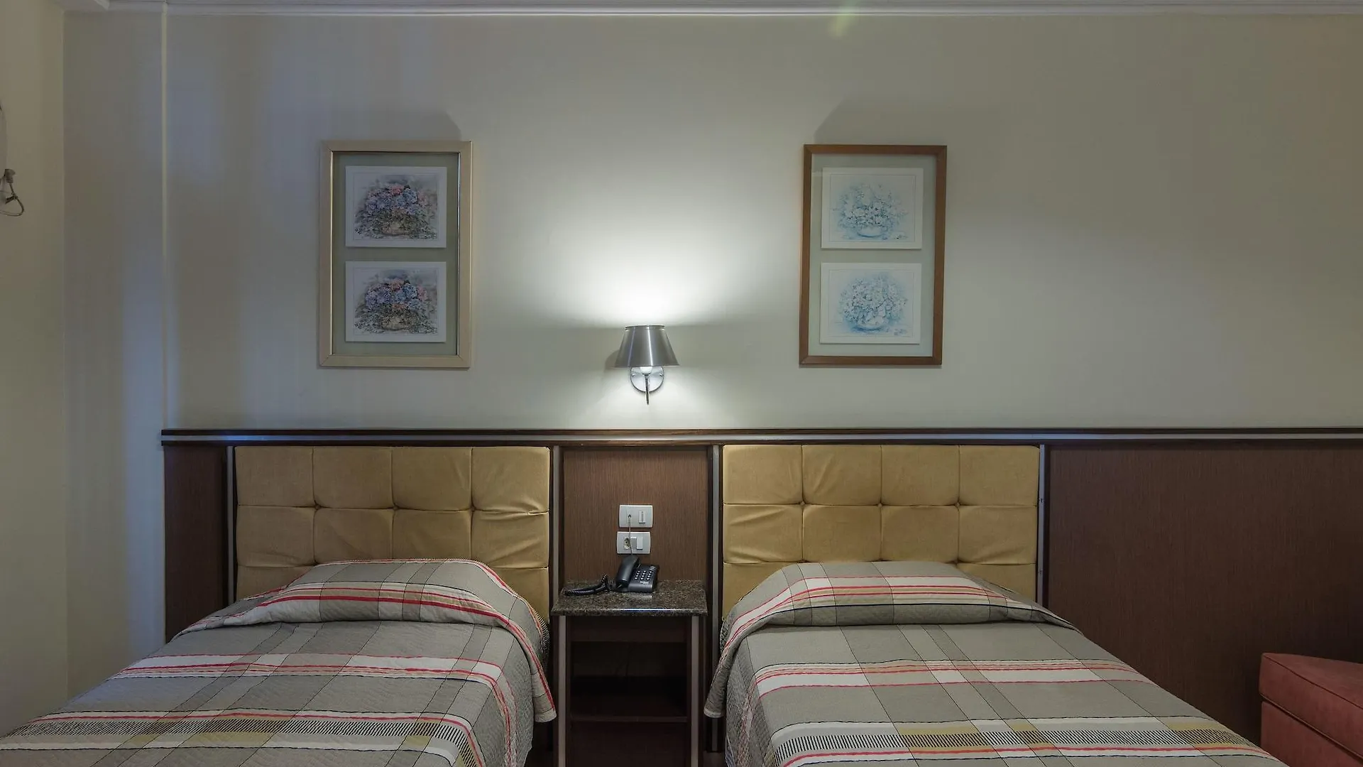 Soneca Plaza Hotel São Paulo 3*,
