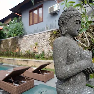 jiwas-house.ubudhotelsnow.com/